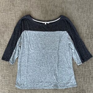 Soft Gray Victoria’s Secret 3/4 Sleeved Tee